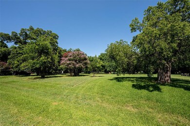 1912 Franklin Ave, Bonham, TX 75418 - photo 4