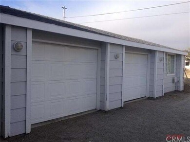 Large 2-Car Garage
