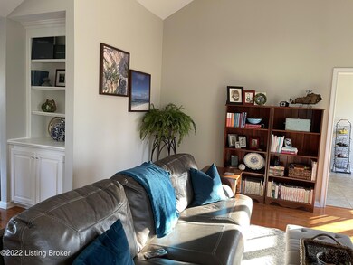 D32C8F5A-DD50-4EF4-877B-99D96C8E563A