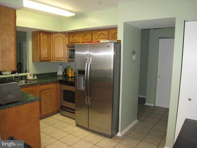 6901 Jones View Dr unit 3C, Baltimore, MD 21209 - photo 6