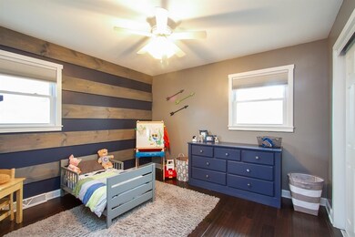 221 Carnation St, Dyer, IN 46311 - photo 5