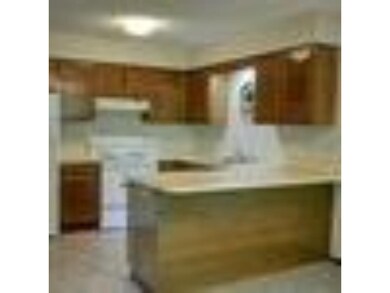 Full Kitchen With Breakfast Bar
