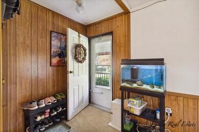 07-6141-W-Carson-City-Rd-WindowStill-Rea