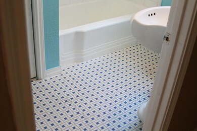 7223 Oak Hill, Houston, TX 77087 - photo 5