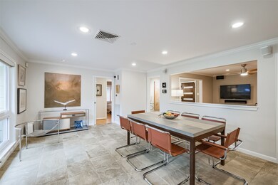 6226 Lindyann Ln, Houston, TX 77008 - photo 5