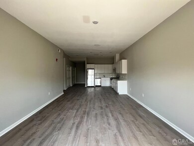 37 Old Trenton Rd unit 17, Cranbury, NJ 08512 - photo 2