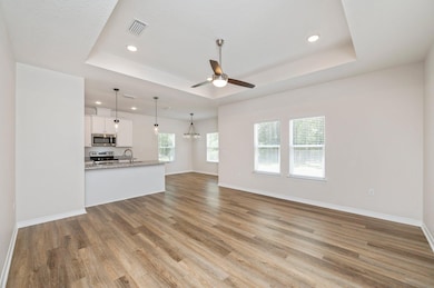 9-web-or-mls-3156 Forrest Ave-03
