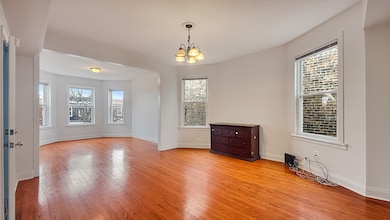 2308 N Avers Ave unit 2, Chicago, IL 60647 - photo 3