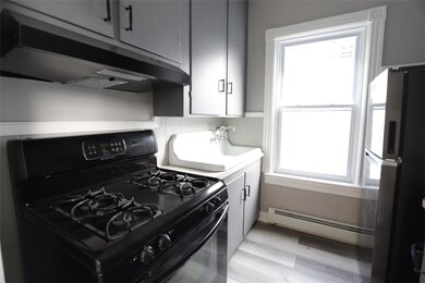 686 Broadway unit 2R, Pawtucket, RI 02860 - photo 5