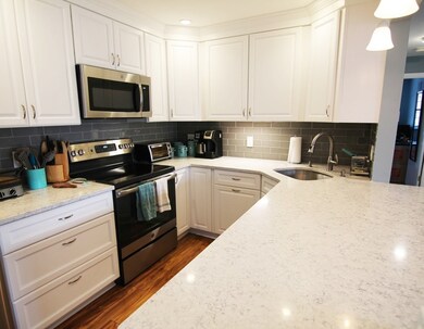 51 Jacqueline Rd unit 6, Waltham, MA 02452 - photo 5