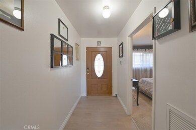 13955 Arrowhead Dr, Victorville, CA 92395 - photo 5