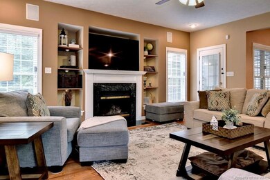 Family Room Open To The Kitchen