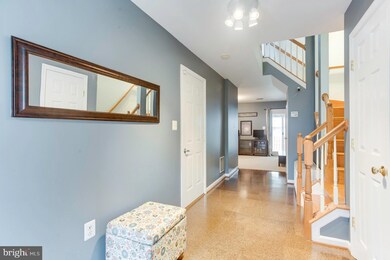 13153 Spring Mill Ln, Herndon, VA 20171 - photo 3