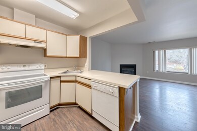 65 Ashlar Hill Ct, Parkville, MD 21234 - photo 6