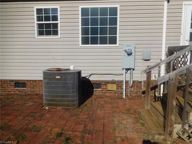 6835 High Pine Church Rd, Asheboro, NC 27205 - photo 5