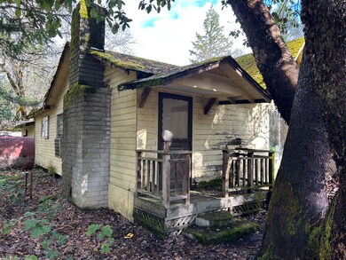 3115 Rockydale Rd, Cave Junction, OR 97523 - photo 4