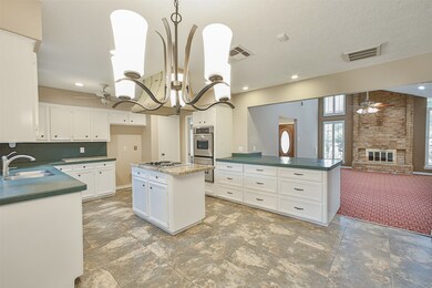 5602 Moss Glenn Ln, Houston, TX 77088 - photo 4