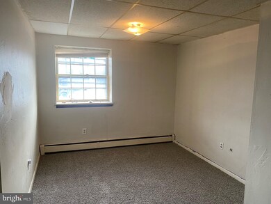 17 S 2nd St unit D, Quakertown, PA 18951 - photo 5