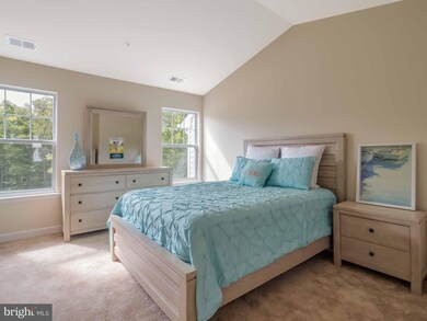 570 English Oak Ln, Prince Frederick, MD 20678 - photo 5