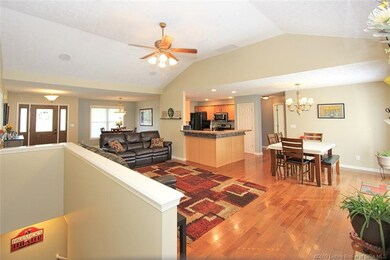 4206 Aberdeen Ct, New Albany, IN 47150 - photo 2