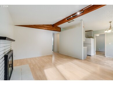 16538 SW Carnegie Ave, Lake Oswego, OR 97035 - photo 7