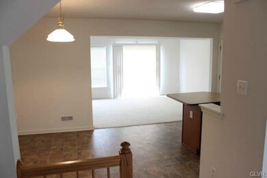 4562 Par Ct, Center Valley, PA 18034 - photo 7