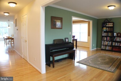 1040 Webling Cir, Greencastle, PA 17225 - photo 6