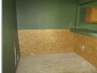 330 E Jones St, Warren, IN 46792 - photo 6