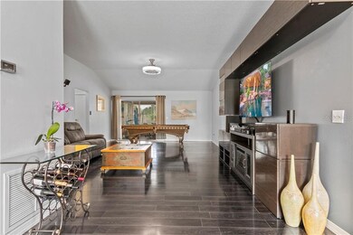 8006 Lesia Cir, Orlando, FL 32835 - photo 7