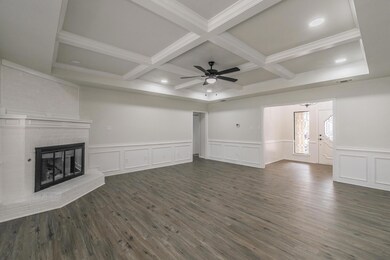 8909 Marti Ln, North Richland Hills, TX 76182 - photo 5