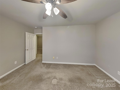 unlisted-address, Charlotte, NC 28269 - photo 6