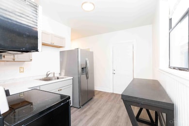 1909 Pogue Ave, Cincinnati, OH 45208 - photo 7