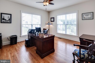 8604 Waterside Ct, Laurel, MD 20723 - photo 5