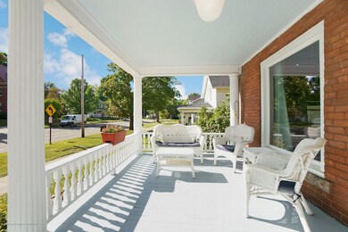 210 W Jefferson St, Grand Ledge, MI 48837 - photo 3