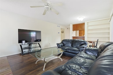 10555 Turtlewood Ct unit 2008, Houston, TX 77072 - photo 5