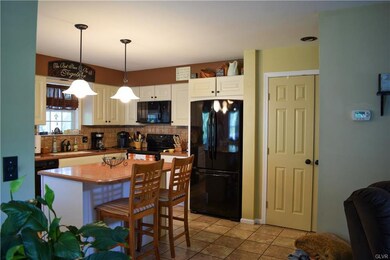 150 Crown Dr, Easton, PA 18040 - photo 6