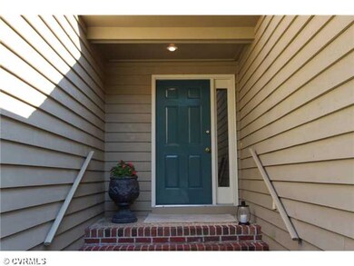 Exterior Front - Come On In!
