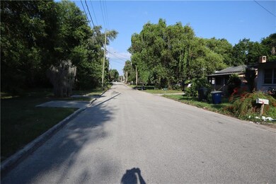 View heading towards Highway 17, Bartow