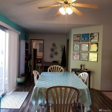 947 N Fairmont Ave, East Wenatchee, WA 98802 - photo 2