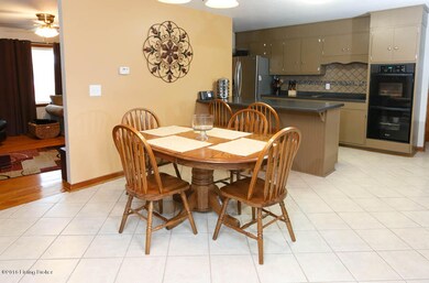 318 Heft Ave, Lebanon Junction, KY 40150 - photo 4