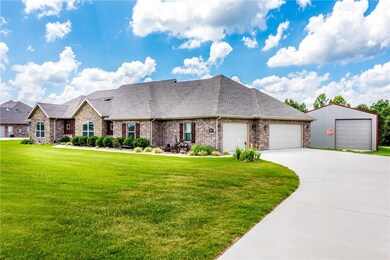 13463 Meadow Ridge, Fayetteville, AR 72704 - photo 2