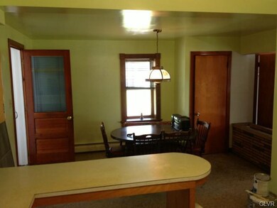 404 W Moorestown Rd, Nazareth, PA 18064 - photo 5