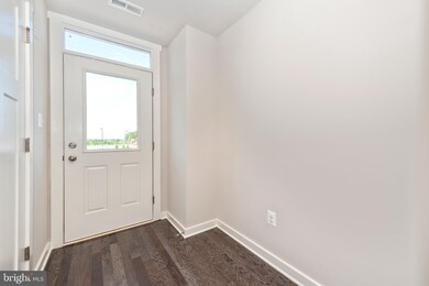 404 Gillespie Dr, Frederick, MD 21702 - photo 2