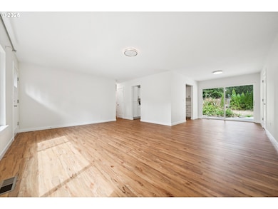 5665 Washington Ct, Lake Oswego, OR 97035 - photo 7