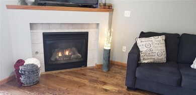 3101 Samuel Ct SW unit 5, Cedar Rapids, IA 52404 - photo 4