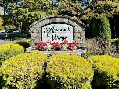 263 Navajo Loop, Shelton, CT 06484 - photo 3