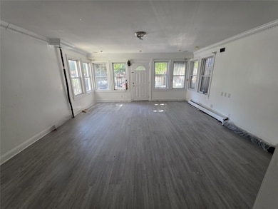 100-15 40th Rd, Flushing, NY 11368 - photo 2