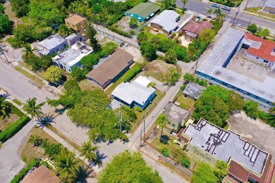 611 35th St, West Palm Beach, FL 33407 - photo 4