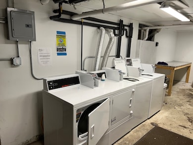 4739 Washington St, Skokie, IL 60076 - photo 2