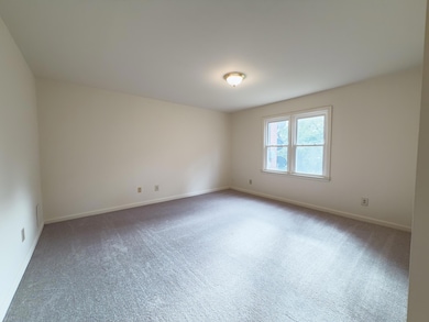 Stonegate 27 - Living Room - 7